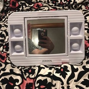 Jerdon light up makeup mirror